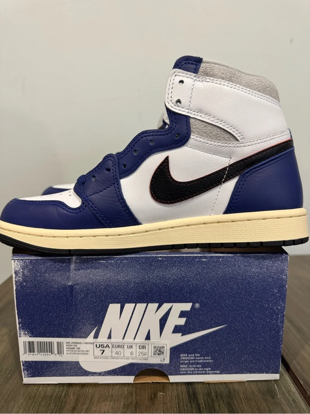 NIKE AIR JORDAN 1 RETRO HIGH OG RARE AIR DEEP ROYAL BLUE SHOES